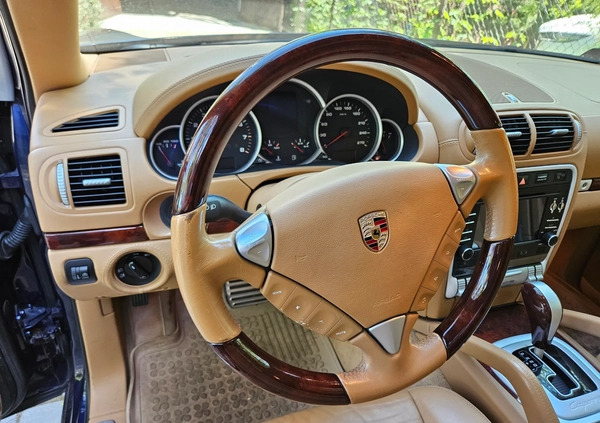 Porsche Cayenne cena 41000 przebieg: 206870, rok produkcji 2006 z Józefów małe 254